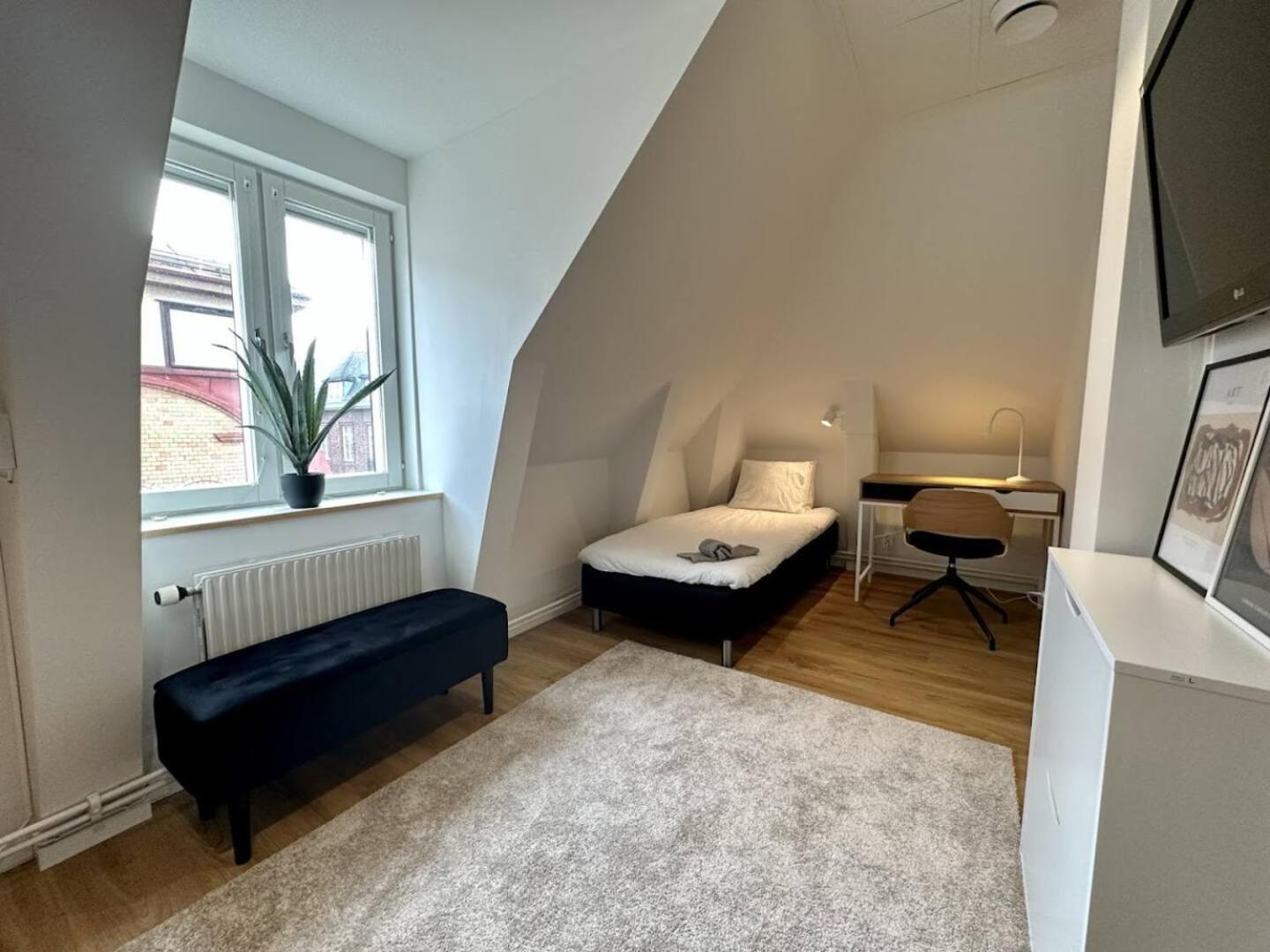 Attic Living Hostel Borås Dış mekan fotoğraf